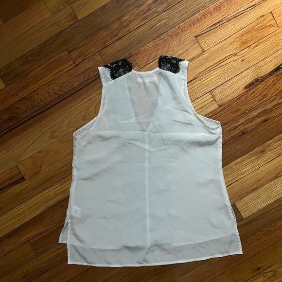 Perfect condition sleeveless top Robbi & nikki - Picture 2 of 4